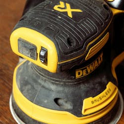 Eksenterslipere batteri testvinner: DeWalt DCW210N Eksenterslipere batteri testvinner: DeWalt DCW210N
